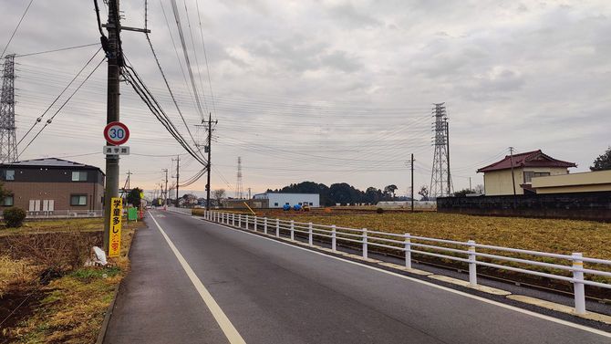 飲酒運転のトラックの暴走により児童5人が死傷した事故現場