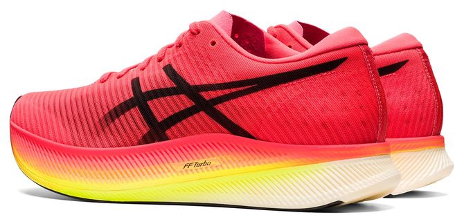 アシックスが満を持して発売したMETASPEED Sky。