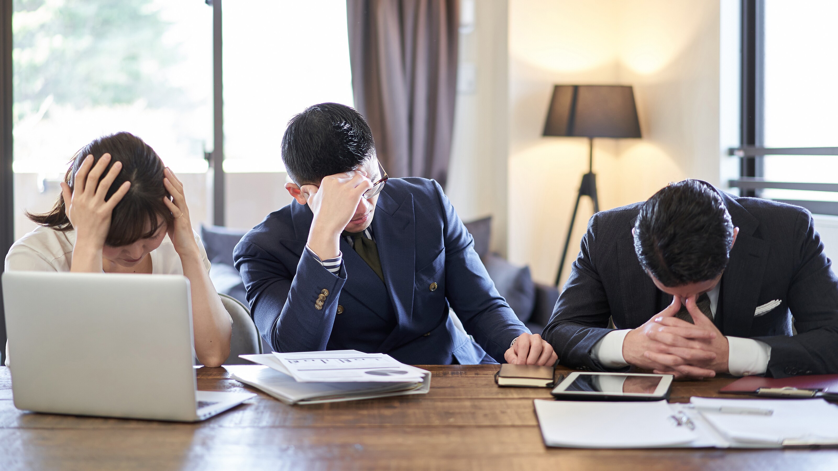 上司の無能を部下が尻ぬぐいする クソどうでもいい仕事が蔓延する根本的な理由 失敗が見えているのに誰も止めない President Online プレジデントオンライン
