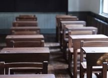 「今年の担任はハズレ？」親はどう対応するか