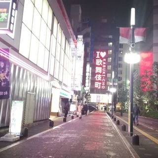 あまりに突然で理不尽 飛び降り自殺に巻き込まれた女子大生の優しさ 背後を直撃し 跳ね飛ばされた President Online プレジデントオンライン あまりに突然で理不尽 飛び降り自殺に巻き込まれた女子大生の優しさ 背後を直撃し 跳ね飛ばされた President Online プレジデントオンライン