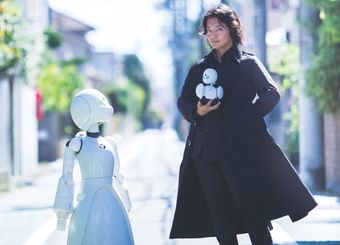 寝たきりの心を救う「分身ロボ」を作る男