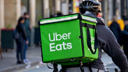 日本人は｢ウーバーイーツ｣のスゴさをまだ知らない…｢まいばすけっと｣の