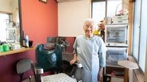 14歳で選んだ腕一本で稼げる仕事…｢107歳の現役理容師｣は迷うことなく93年間ハサミを握り続けた