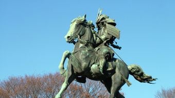皇居に銅像がある｢南朝の忠臣｣の本当の姿…楠木正成が後醍醐天皇より深くつながった"皇族の名前"