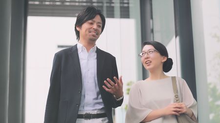 好かれたいか できる人になりたいか 心理学的に正しい笑顔の使い方 日本の職場で笑いすぎは禁物 President Online プレジデントオンライン