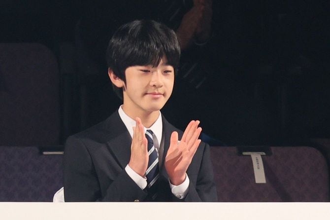 第47回全国高校総合文化祭「2023かごしま総文」の総合開会式に出席された秋篠宮家の長男悠仁さま=2023年7月29日、鹿児島市