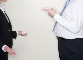 なかなか終わらない話をどう切り上げるか