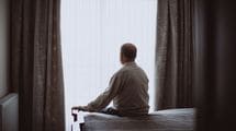 仕事もない､話し相手もいない､やる事もない…これから日本で大量発生する｢独り身高齢男性｣という大問題