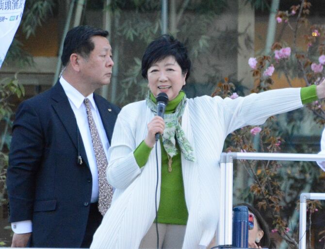 告示前の4月13日、街頭演説会の応援に訪れた東京都の小池百合子知事