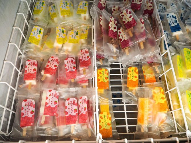 店頭に並ぶ「葛きゃんでぃ」