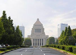 国会議員が世襲ばかりでいいのか