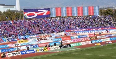 【値下げ可】Jリーグ公式サッカーボール サイン入り 2017年ヴァンフォーレ甲府 img_2596a4bf8ce6f7fe06797171bf