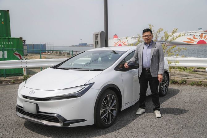 最上級グレードの「プリウスZ」E-Four（ハイブリッド用4WD）