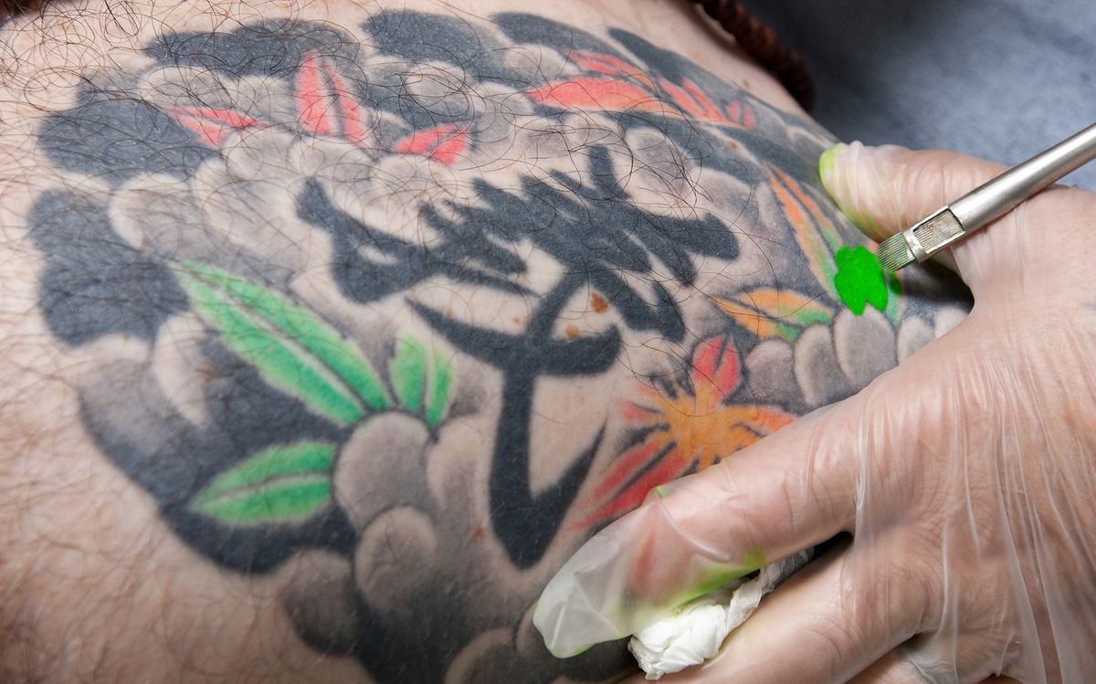 タトゥー大流行のいま ヤクザはどんな刺青を入れているのか 暴力団幹部が解説 刺青を彫る 意味 President Online プレジデントオンライン