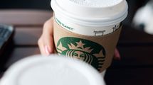 いつもデートに"スタバ"をもって現れる…年収1100万円の彼(43)に､婚活女性(35)が交際終了を突き付けたワケ