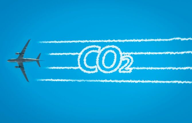 ジェット機の二酸化炭素