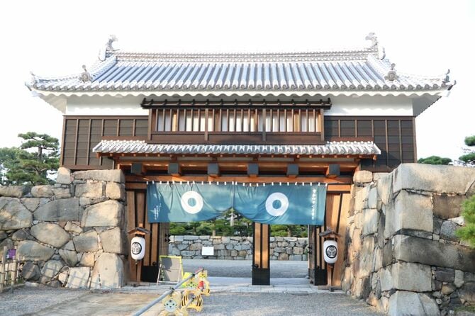 2022年に復元された高松城桜御門