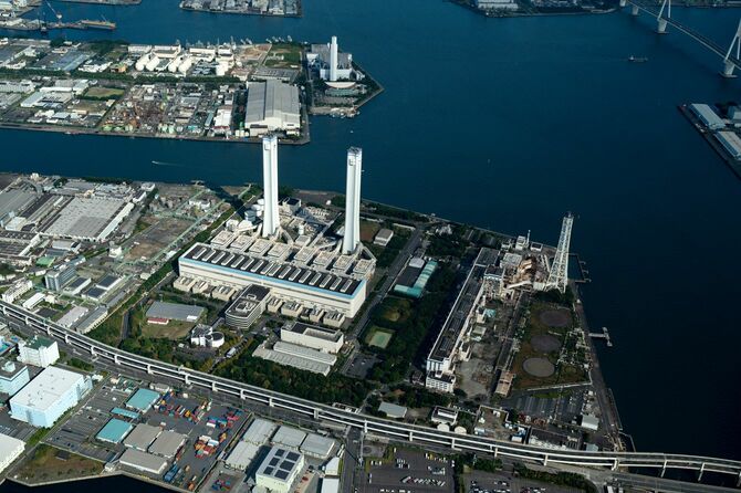 JERA横浜火力発電所（神奈川県横浜市鶴見区、2020年10月24日）