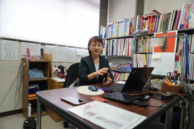 女子栄養大学の川端輝江教授