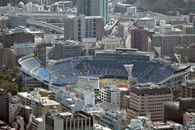 横浜スタジアム