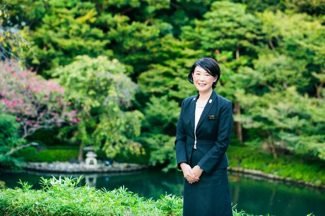 八芳園　エグゼクティブコンシェルジュ 兼 支配人　柳井聡子さん