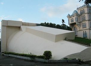 軍事産業の体系に含まれる原発