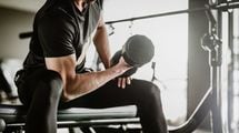 ジム通いは｢着替え込みで1時間｣で十分…人気YouTuberが｢筋肉はジムにいないときに成長する｣と唱えるワケ