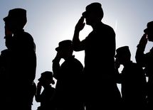 「一兵卒」という言葉に酔う男たちの限界