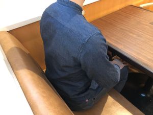 今年3月に慶應義塾大学を卒業した川崎慎吾さん(仮名・22歳)、筆者撮影