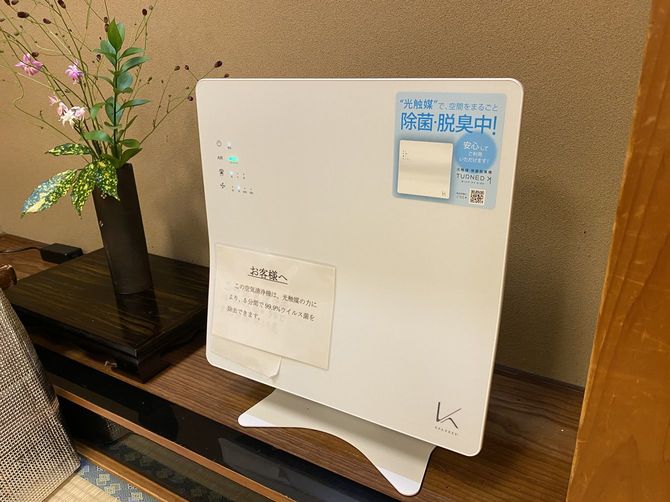 京都の料理店では空気清浄機の効果をアピール