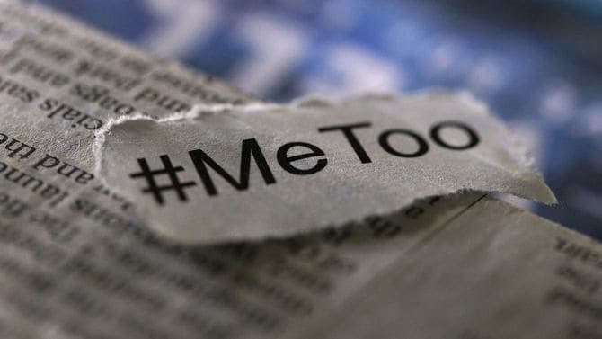＃MeTooと書かれた紙片