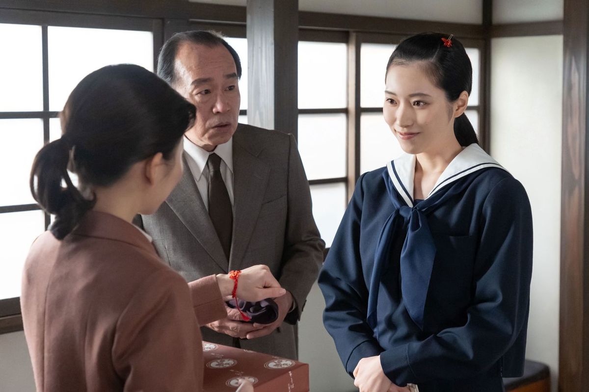 連続テレビ小説「虎に翼」第21週より、寅子と美佐江（片岡凜）