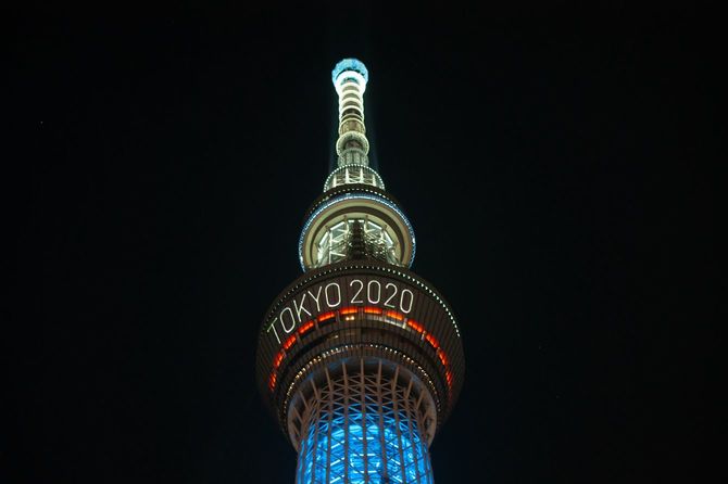 2020年の東京オリンピックに向けた特別ライティングされた東京スカイツリー（2019年7月29日）