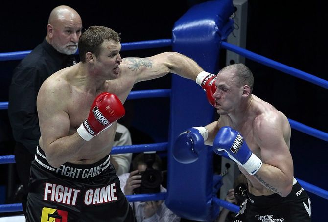 2012年3月23日、ロシアのモスクワで行われたK-1ヘビー級戦で、オランダのセミー・シュルトとフランスのブライス・ギドンが対戦。セーミー・シュルトがブライス・ギドンとの戦いに勝利した。