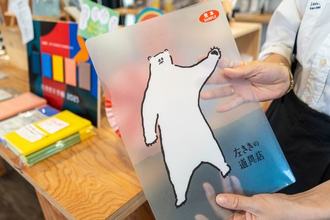 マスコットキャラクターのシロクマ