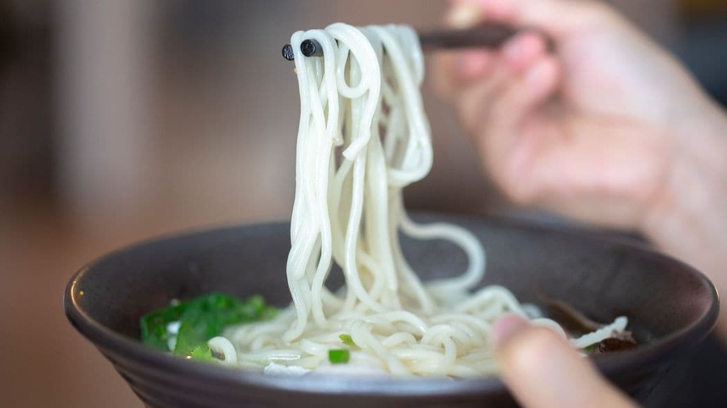 ダイエット中の外食ランチはここ一択…13kgの減量に成功したトレーナーが食べていた"みんな大好きな麺類" 血糖値が緩かに上がり､食欲も安定する