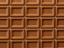 チョコ会社、2月以外は赤字ってホント？