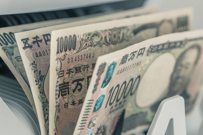 日本円
