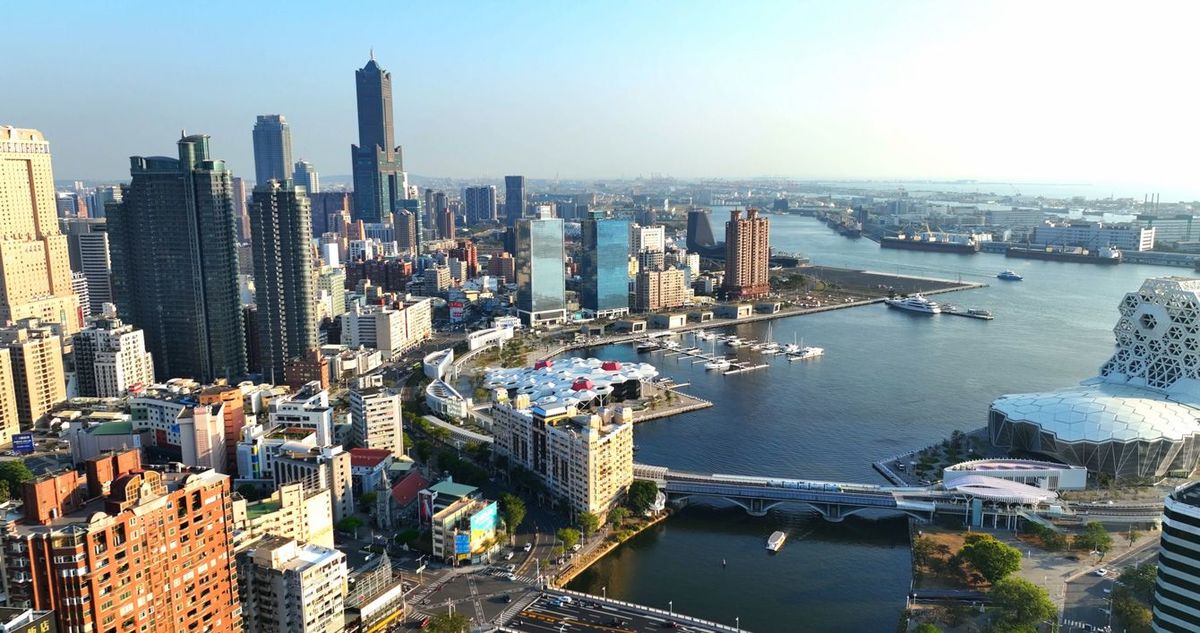 台湾・高雄市の空撮写真