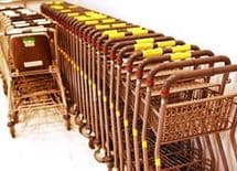 インフレ目標あざ笑う小売り・外食“価格崩壊”
