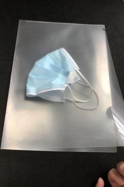 ※青い面を外側にして着用するマスクを使用