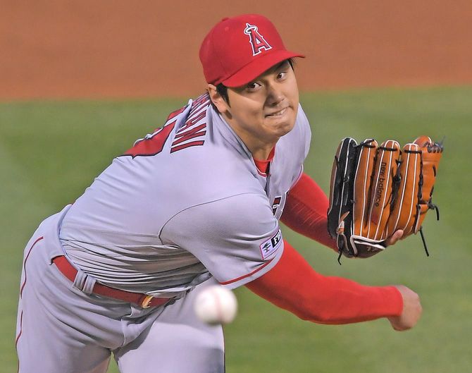 アスレチックス戦に先発し、力投するエンゼルスの大谷翔平＝2023年3月30日、アメリカ・オークランド