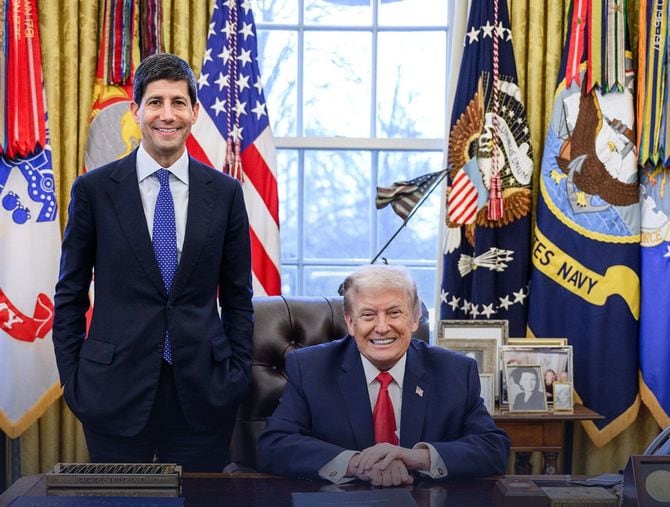 トランプ大統領とケビン・ウォーシュ氏
