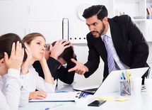 なぜ織田信長は部下に次々と裏切られたか