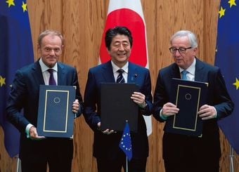 現地3000円ワインが日本で6万円の不可解