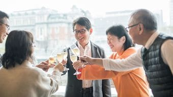 同窓会で｢服装｣よりも残酷な差が出る…｢70代でも若々しい人｣と｢年齢以上に老けた人｣を分ける決定的要素