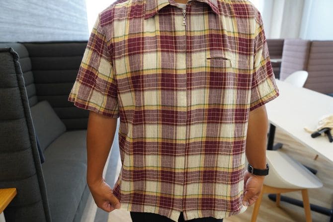 外見に無頓着な男性は、装飾が多い服や色数が多いコーディネイトを「おしゃれ」と思う傾向がある