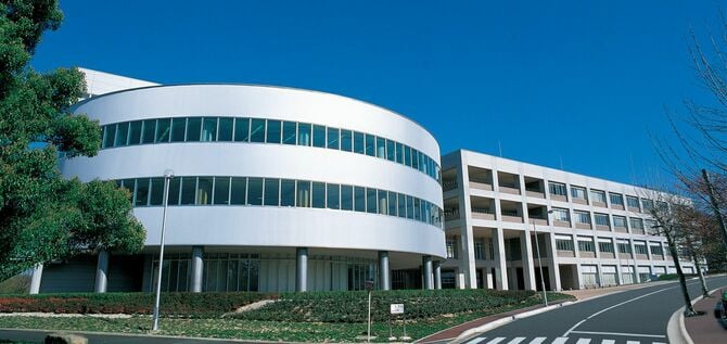 トヨタ工業学園の外観