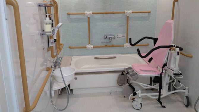 介助機能を備えた浴室など、デイサービスに必要な設備は整っている